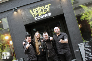Benighted et Shaâghot devant le Hellfest Corner