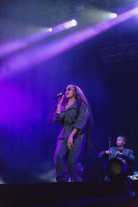 H.E.R. Cabaret Vert