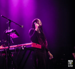 April + VISTA Élysée Montmartre première partie Little Dragon