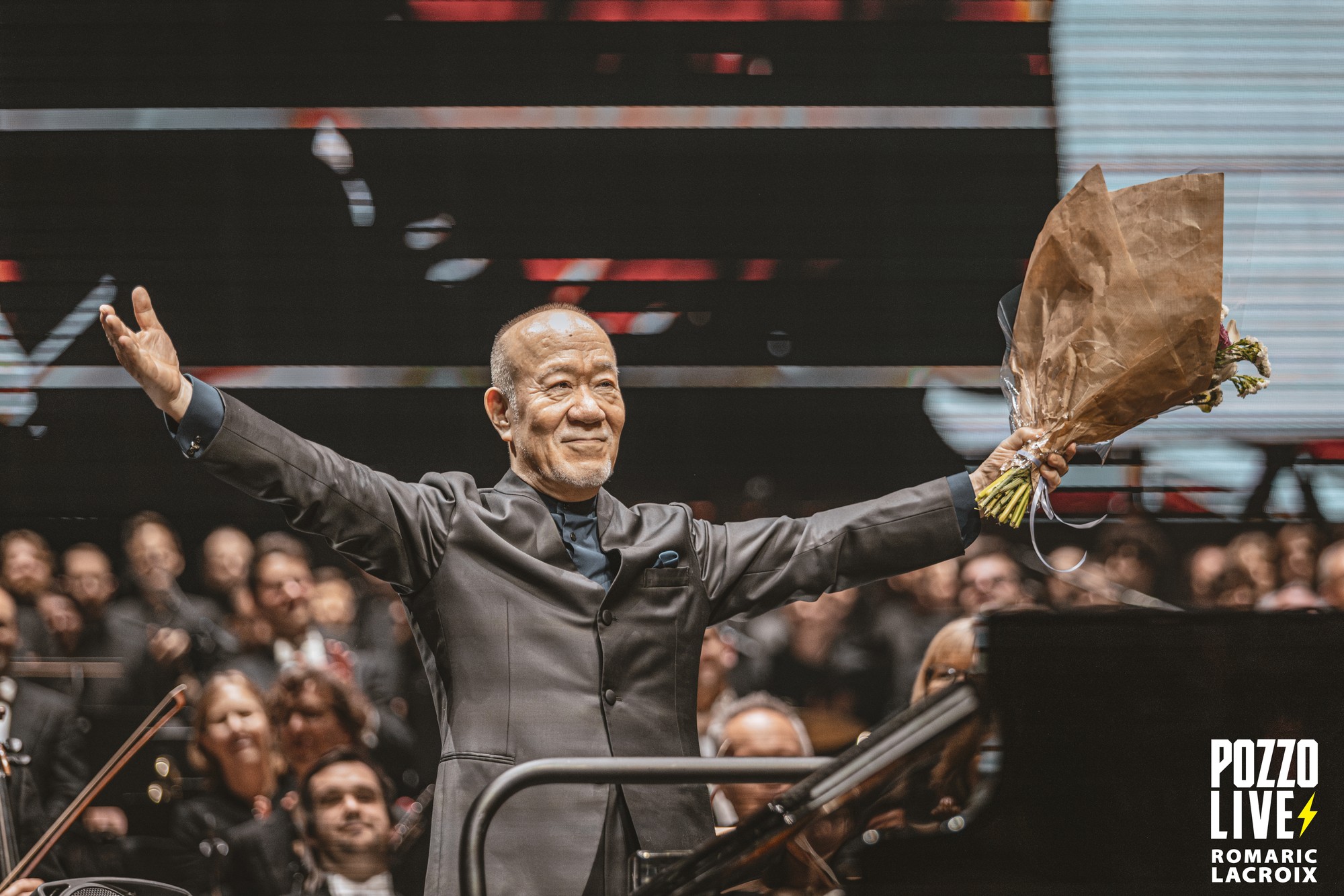 Joe Hisaichi La Défense Arena bouquet