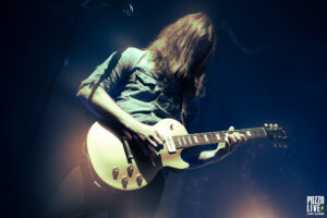 Graveyard en concert à l'Olympia de Paris