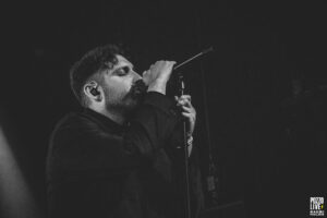 You me at six en concert au Bataclan