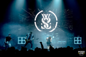 while she sleeps mass hysteria 30 ans zenith