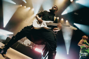Bloodywood en concert au Bataclan (3)
