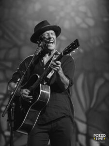 Jason Mraz aux Folies Bergère (3)