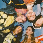 Spore nous parle de leur album.