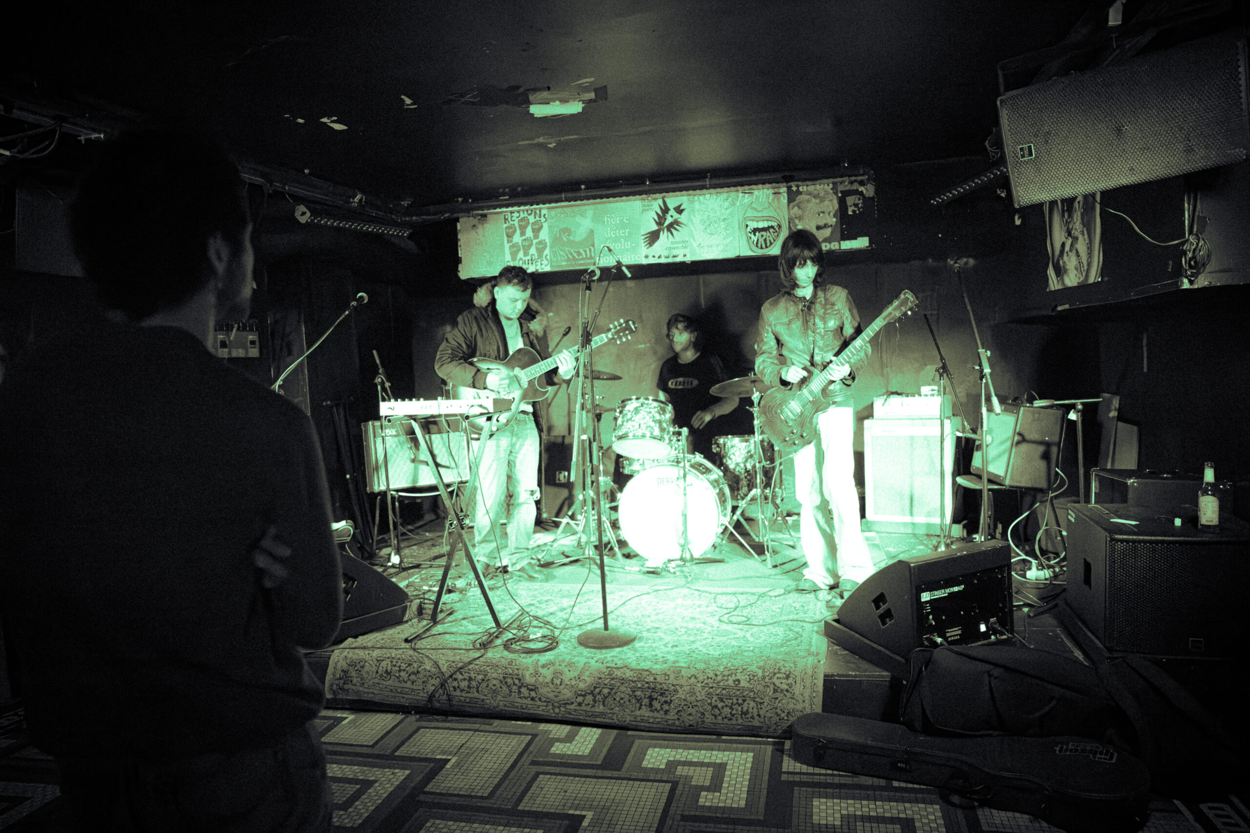 good afternoon à la télévision